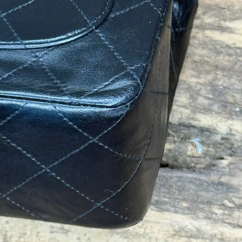 Authentic Vintage Chanel Classic Mini Flap Bag – Lambskin – Series 2 (1991-1994)